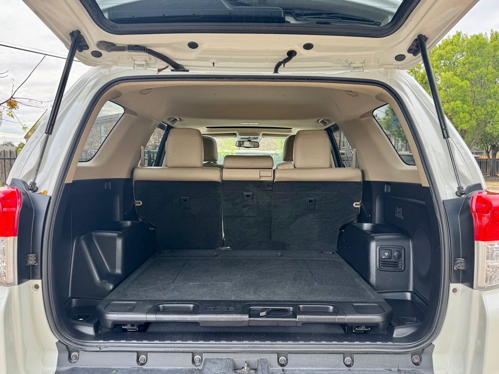 Photo 34 of this TOYOTA 4RUNNER