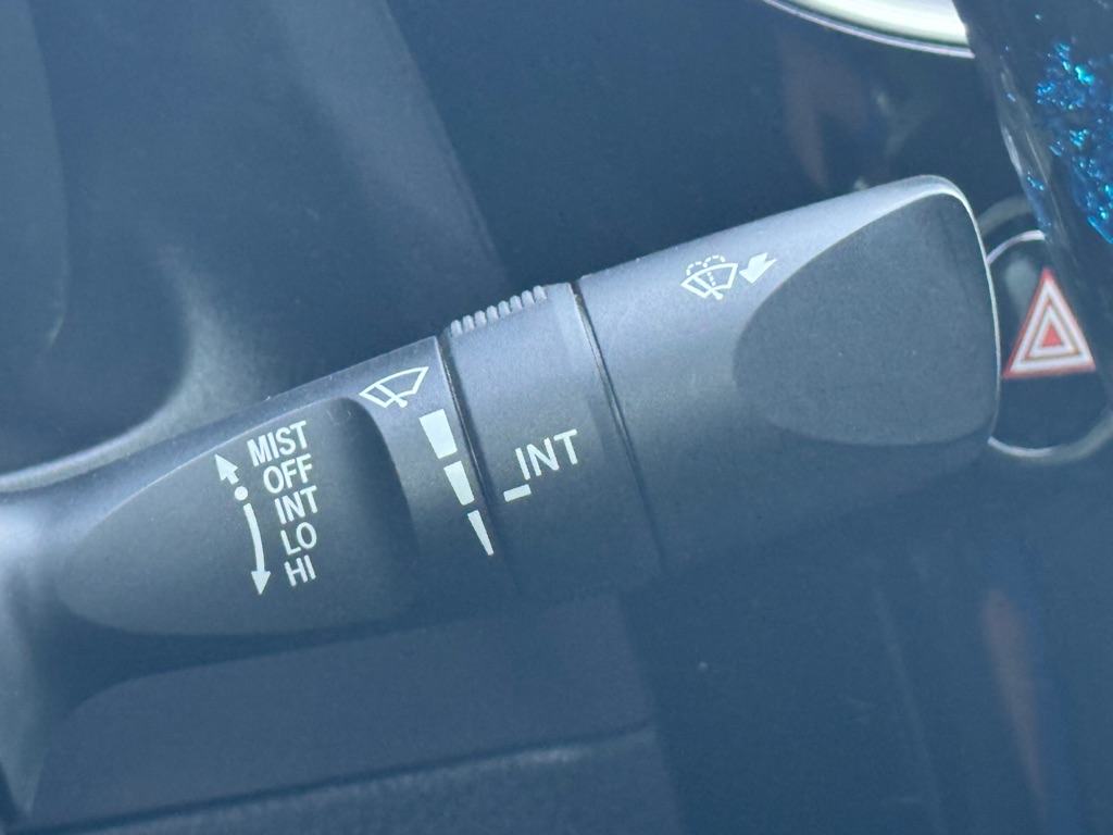 Photo 15 of this TOYOTA COROLLA