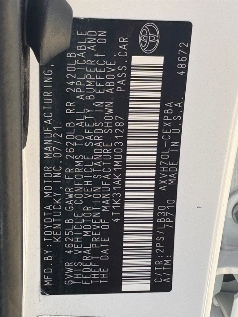 Photo 33 of this TOYOTA CAMRY HYBRID