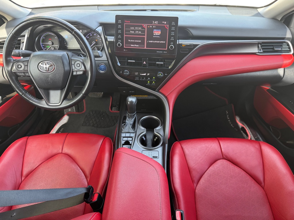 Photo 17 of this TOYOTA CAMRY HYBRID