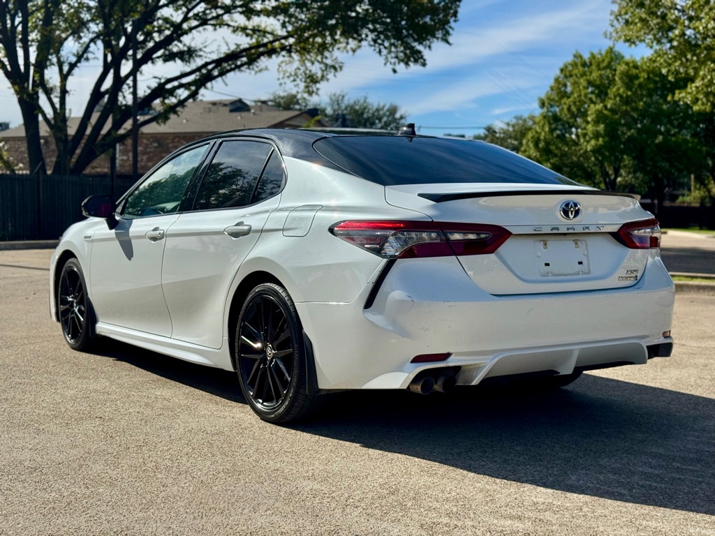 Photo 4 of this TOYOTA CAMRY HYBRID