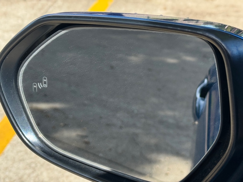 Photo 30 of this TOYOTA CAMRY