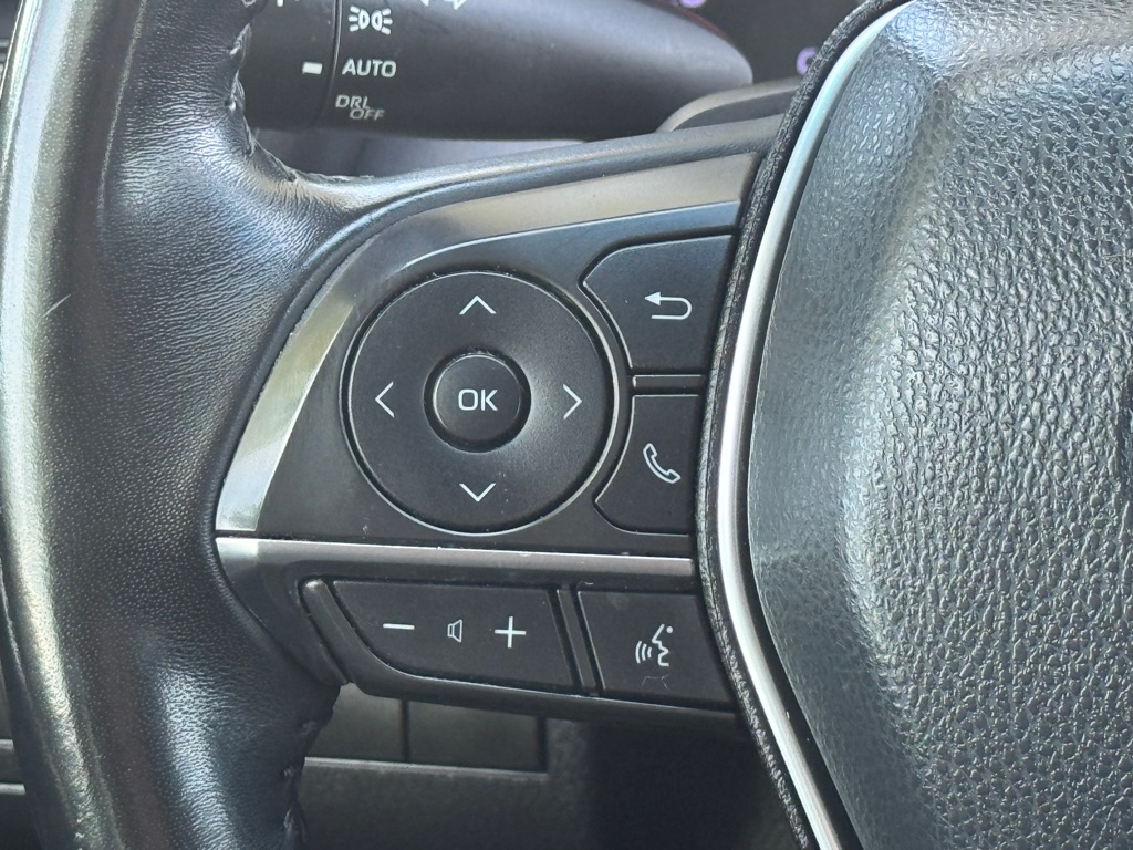 Photo 13 of this TOYOTA CAMRY