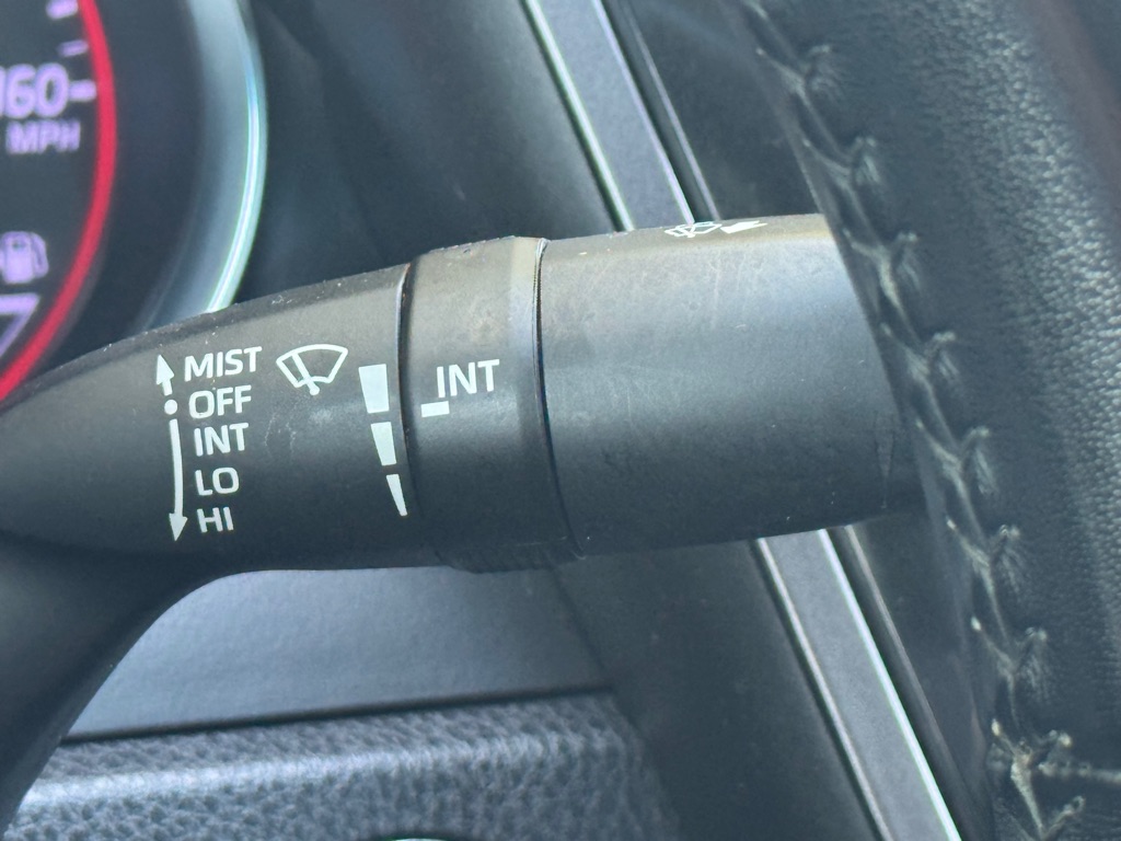 Photo 16 of this TOYOTA CAMRY