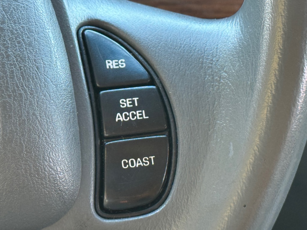Photo 11 of this FORD CROWN VICTORIA