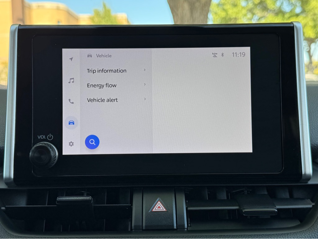 Photo 19 of this TOYOTA RAV4 HYBRID
