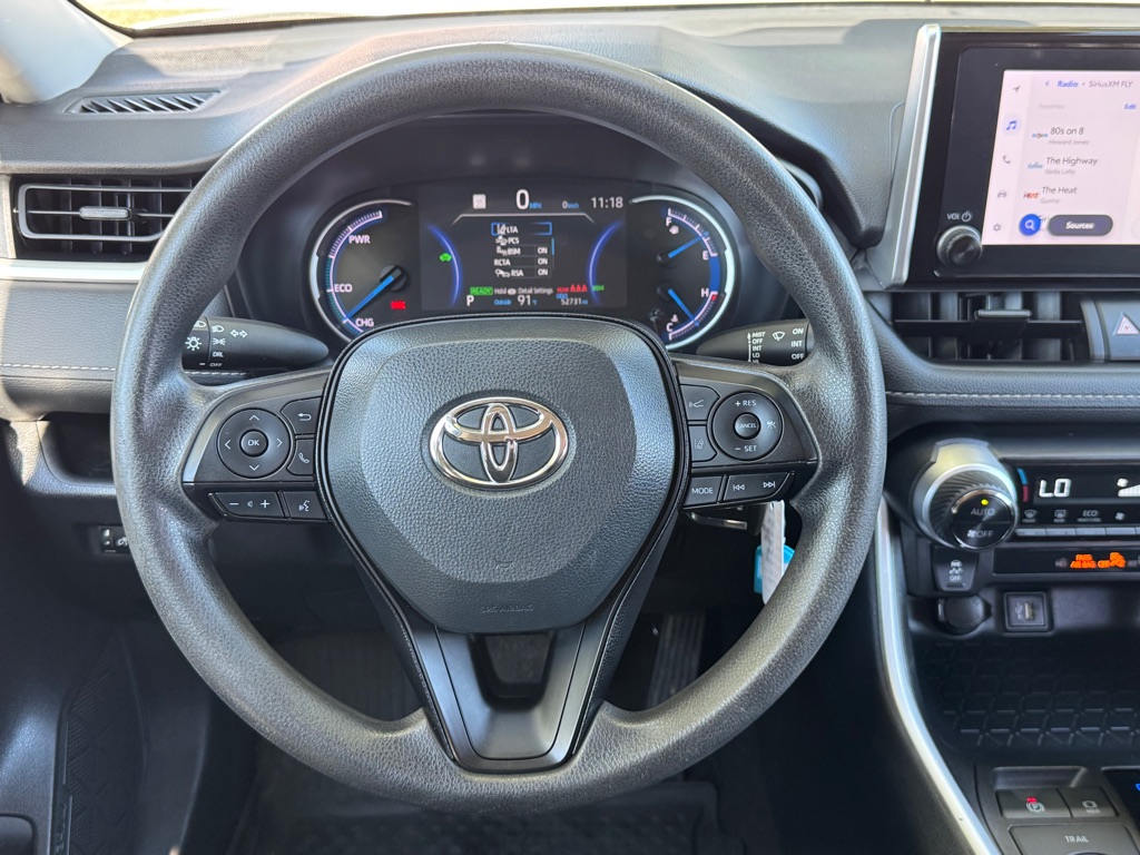 Photo 9 of this TOYOTA RAV4 HYBRID