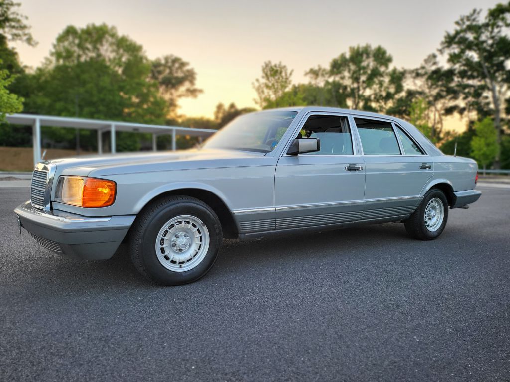 Photo 10 of this MERCEDES-BENZ 500