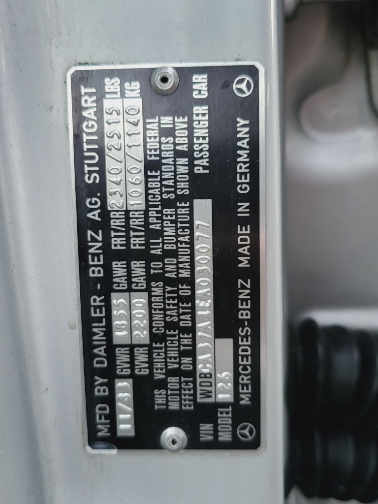 Photo 16 of this MERCEDES-BENZ 500