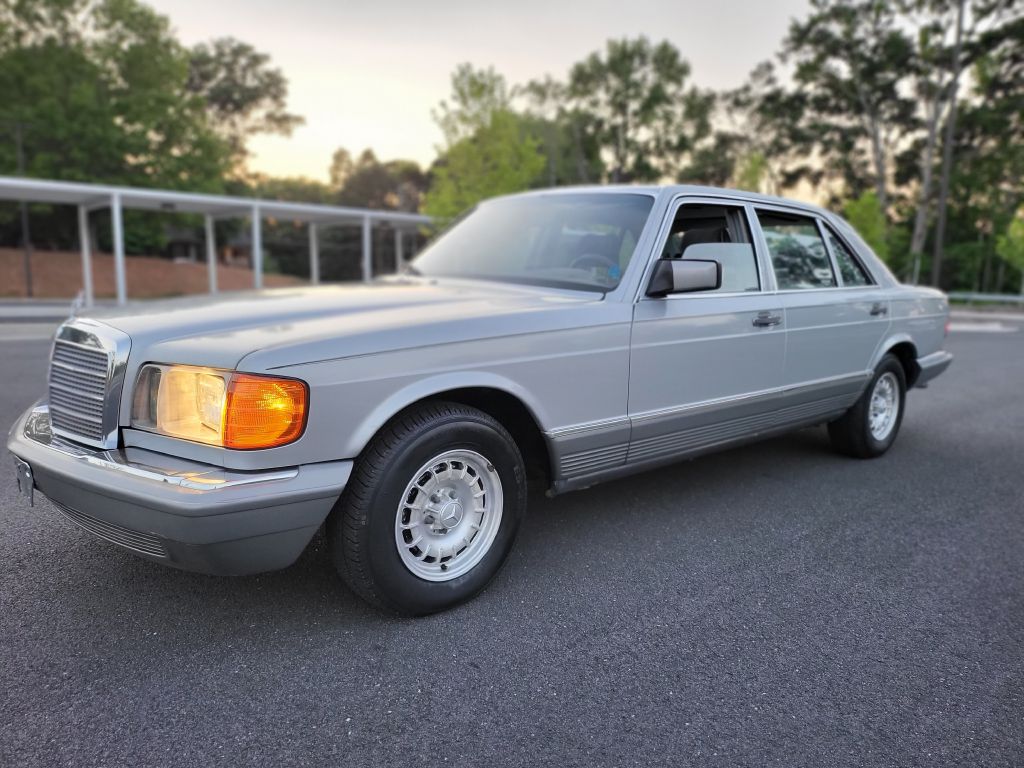 Photo 43 of this MERCEDES-BENZ 500