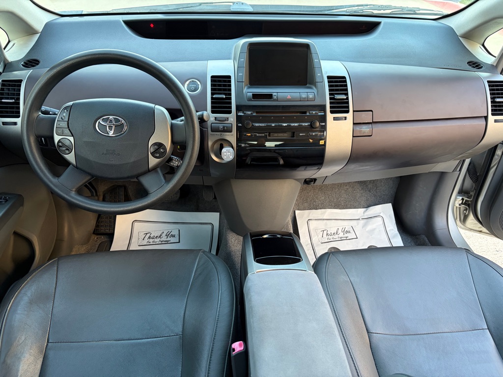 Photo 9 of this TOYOTA PRIUS