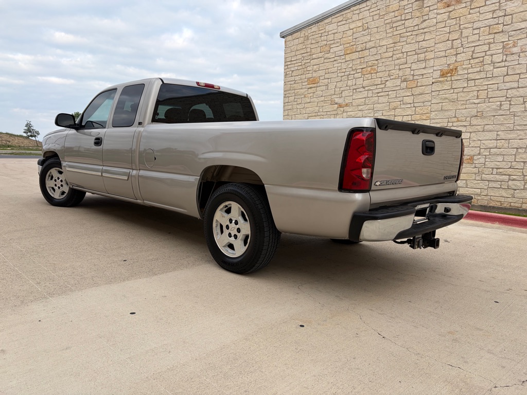 Photo 3 of this CHEVROLET SILVERADO 1500