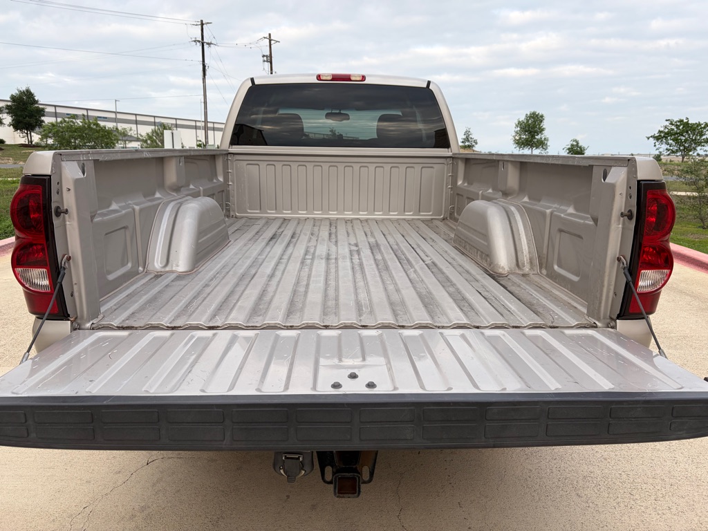 Photo 5 of this CHEVROLET SILVERADO 1500