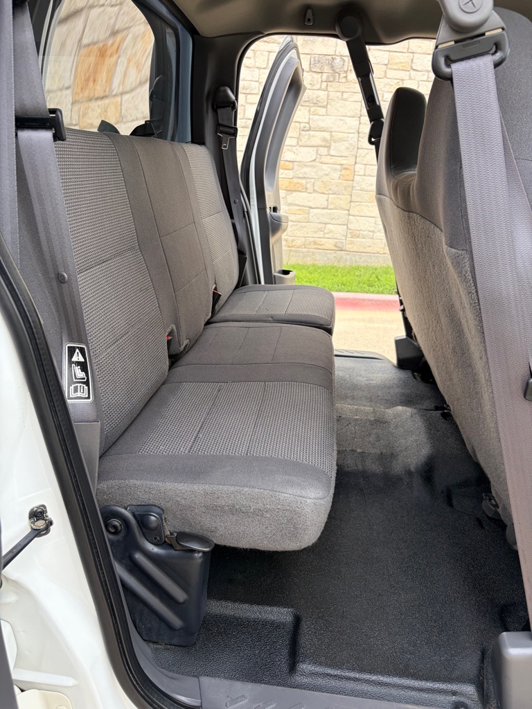 Photo 7 of this FORD F150