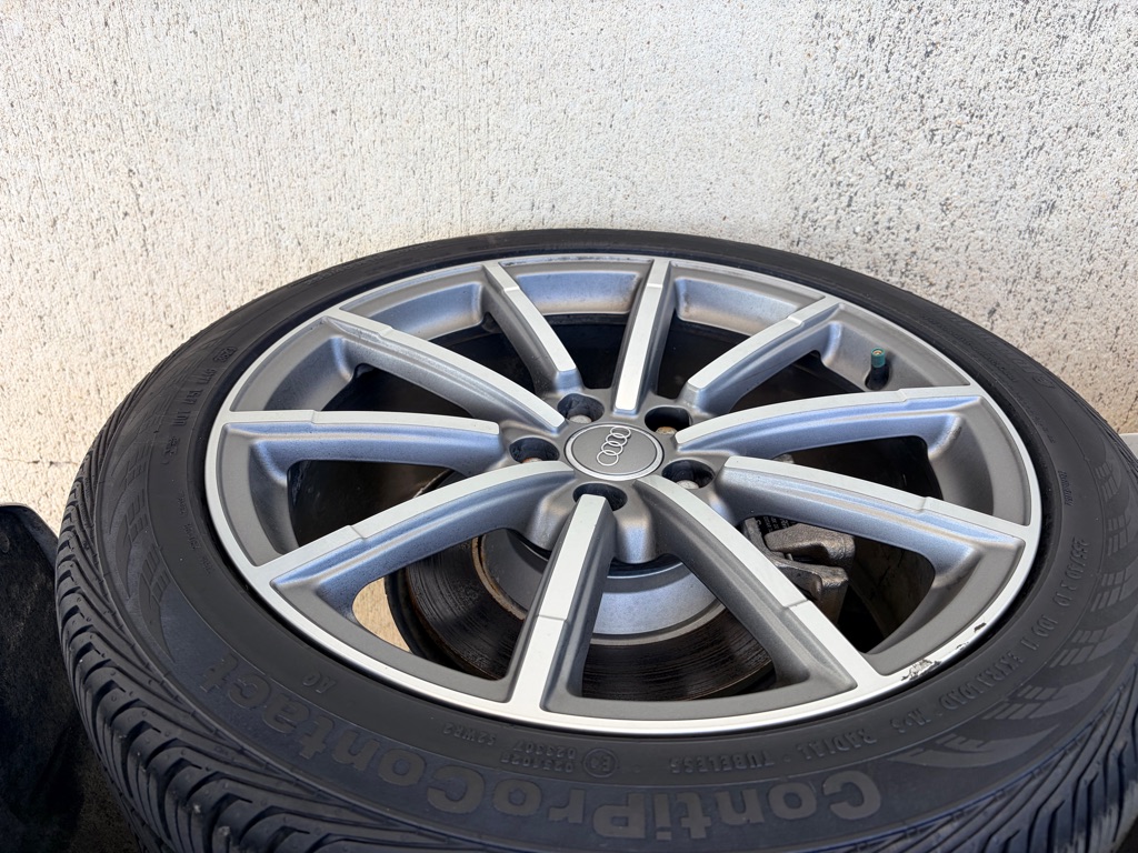Photo 12 of this AUDI Q3