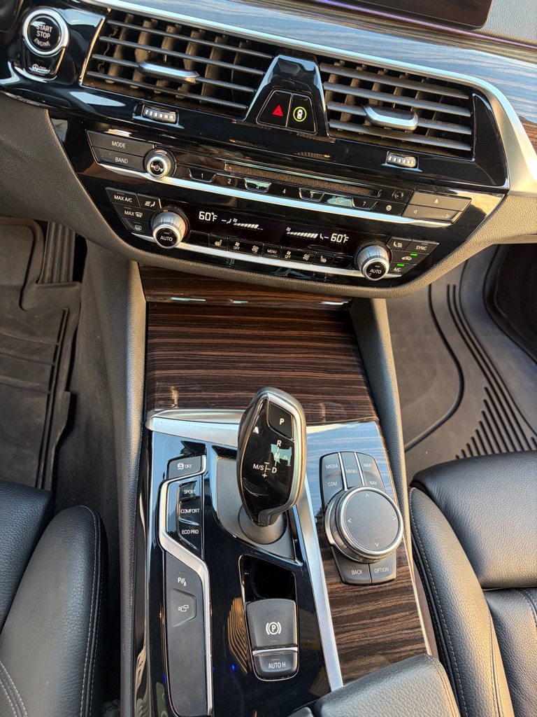 Photo 10 of this BMW 540