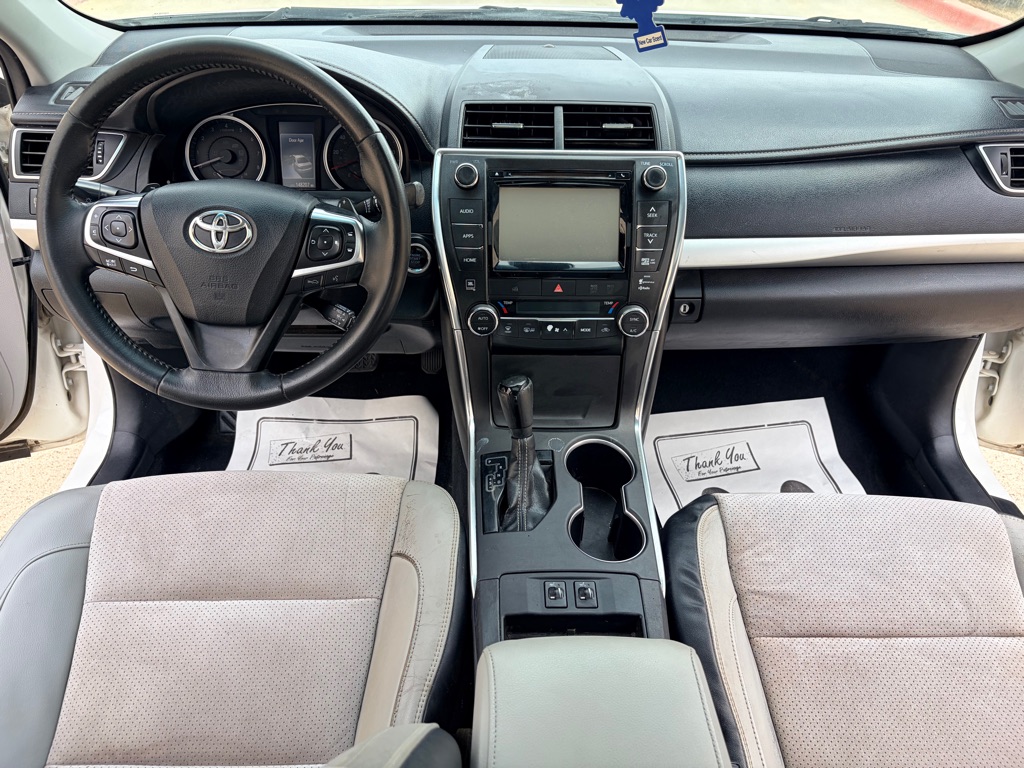 Photo 9 of this TOYOTA CAMRY