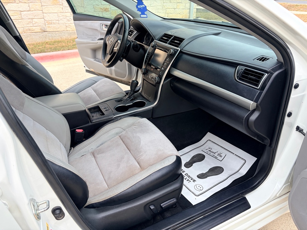 Photo 5 of this TOYOTA CAMRY