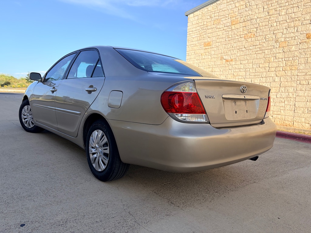 Photo 3 of this TOYOTA CAMRY