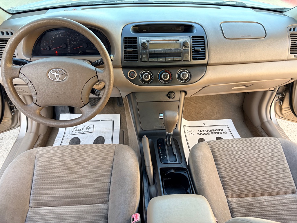 Photo 9 of this TOYOTA CAMRY