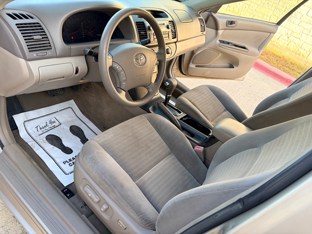 Photo 8 of this TOYOTA CAMRY