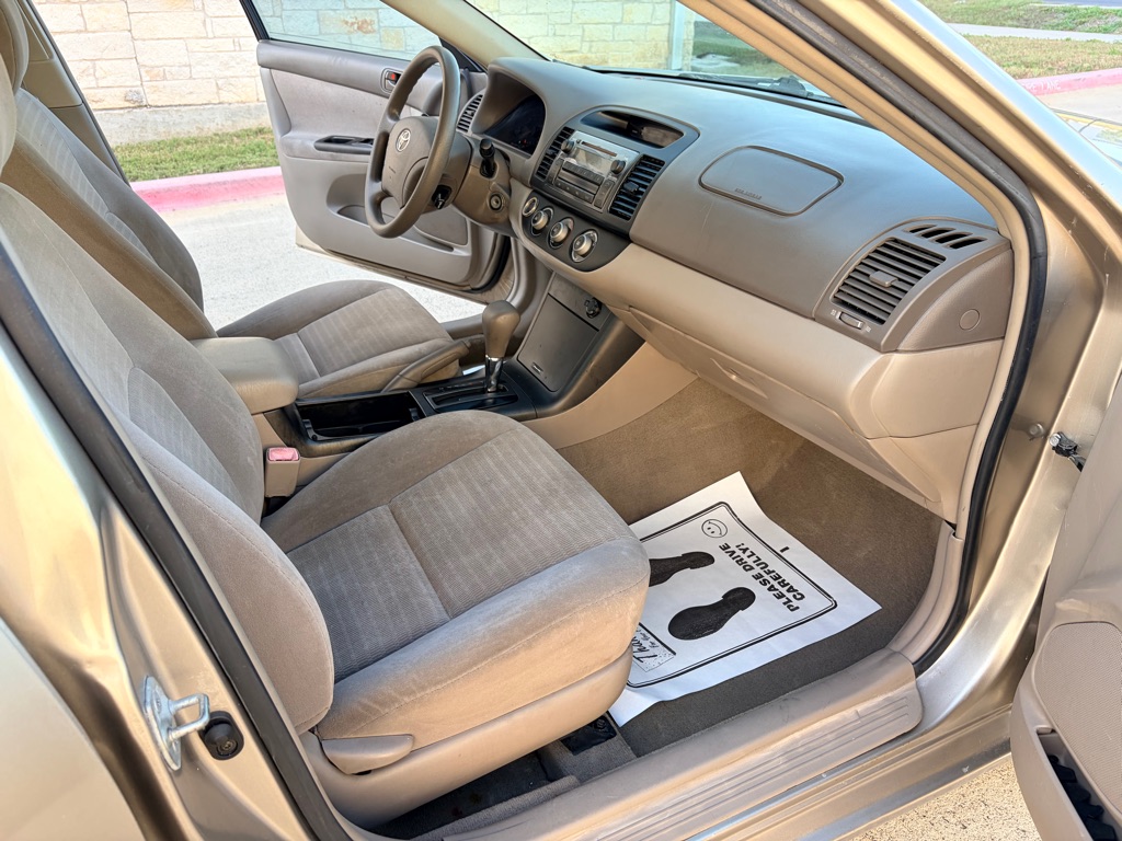Photo 5 of this TOYOTA CAMRY