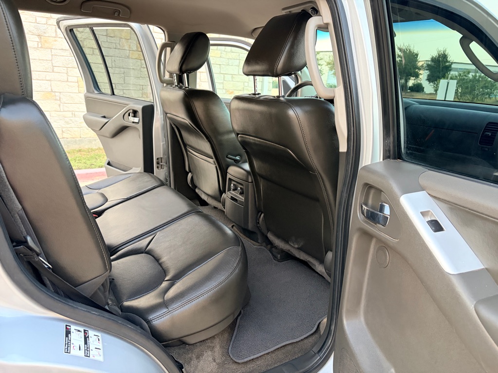 Photo 7 of this NISSAN PATHFINDER