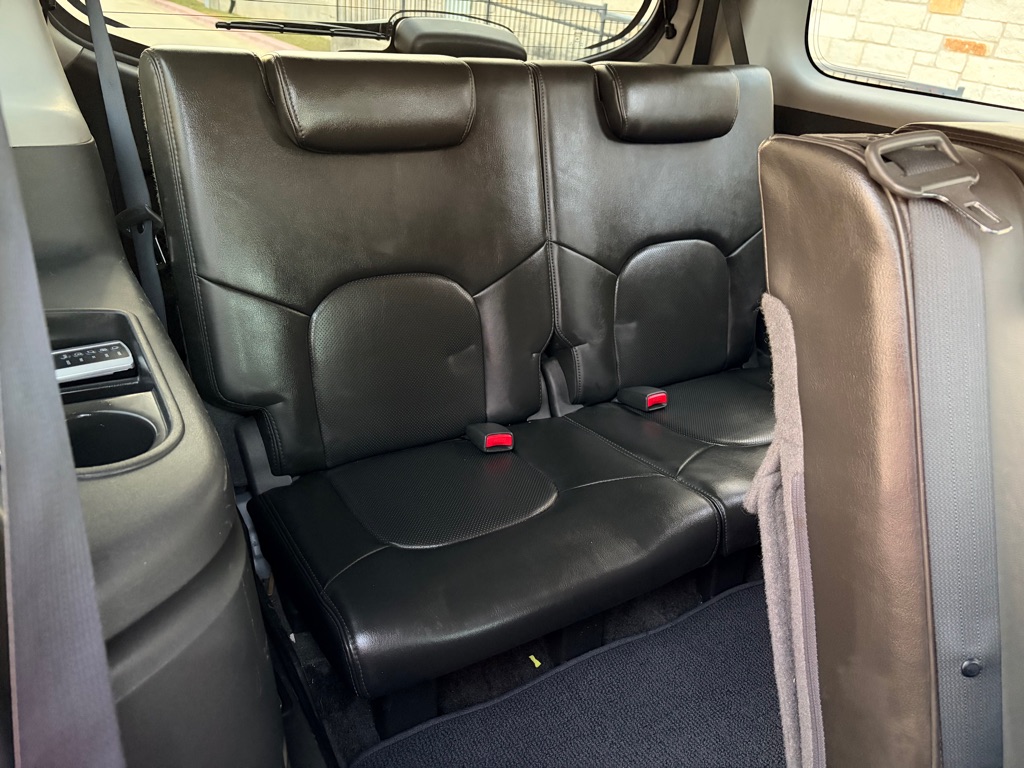 Photo 8 of this NISSAN PATHFINDER