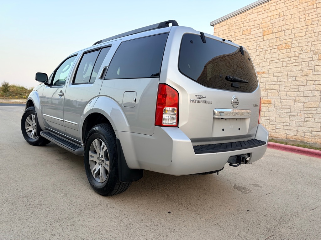 Photo 3 of this NISSAN PATHFINDER
