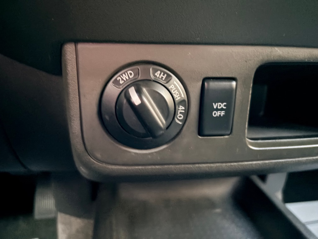 Photo 11 of this NISSAN XTERRA