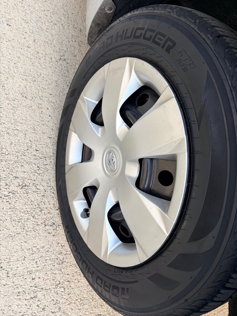 Photo 12 of this TOYOTA CAMRY