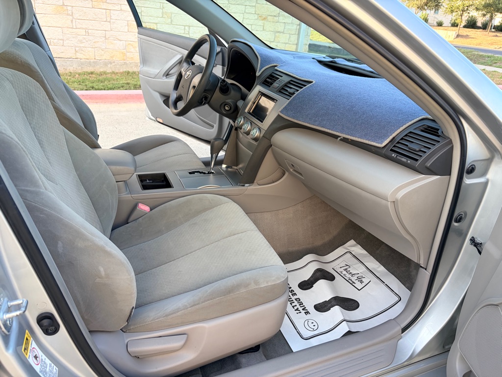 Photo 5 of this TOYOTA CAMRY