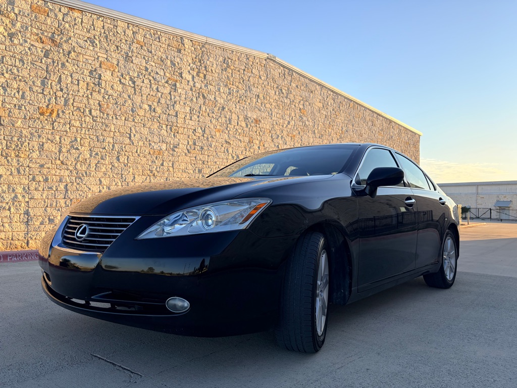 Photo 4 of this LEXUS ES