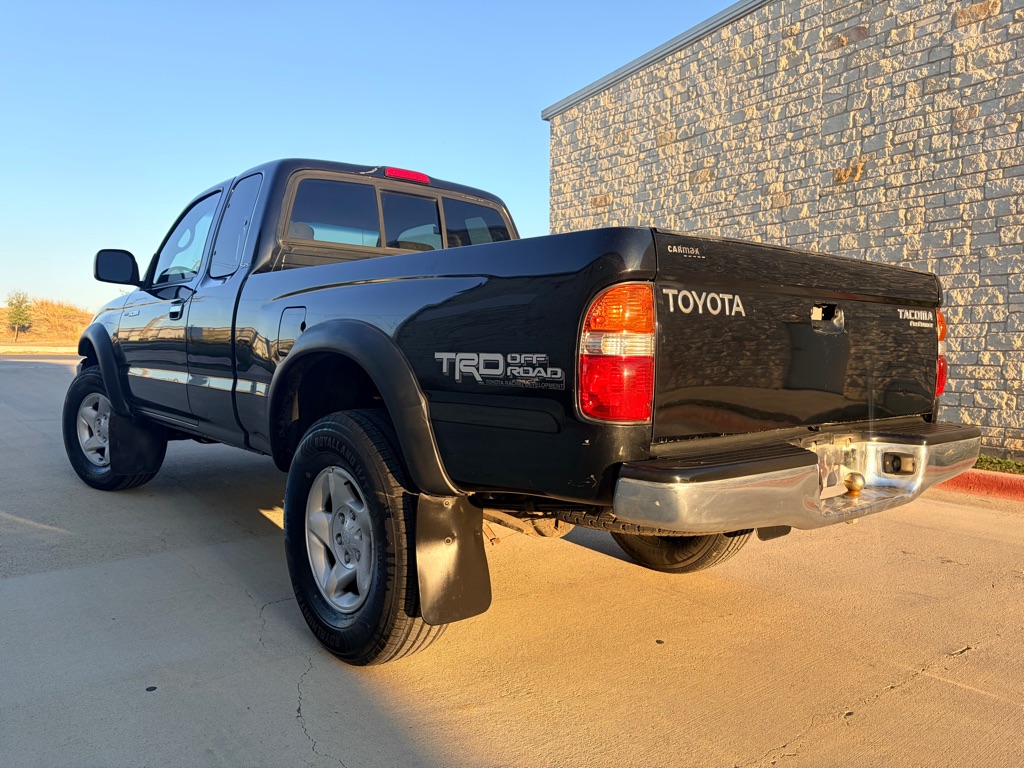 Photo 3 of this TOYOTA TACOMA