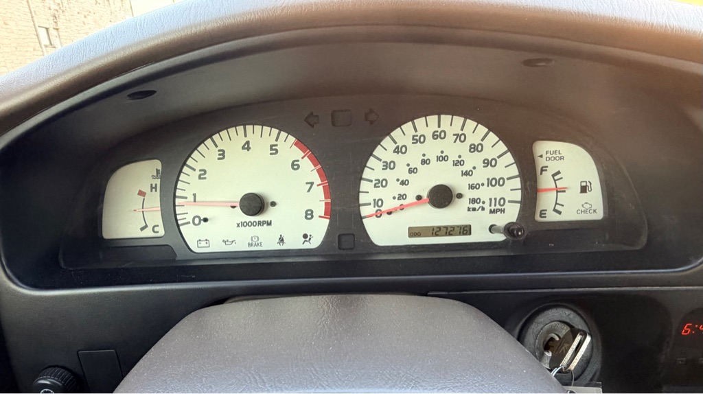 Photo 8 of this TOYOTA TACOMA