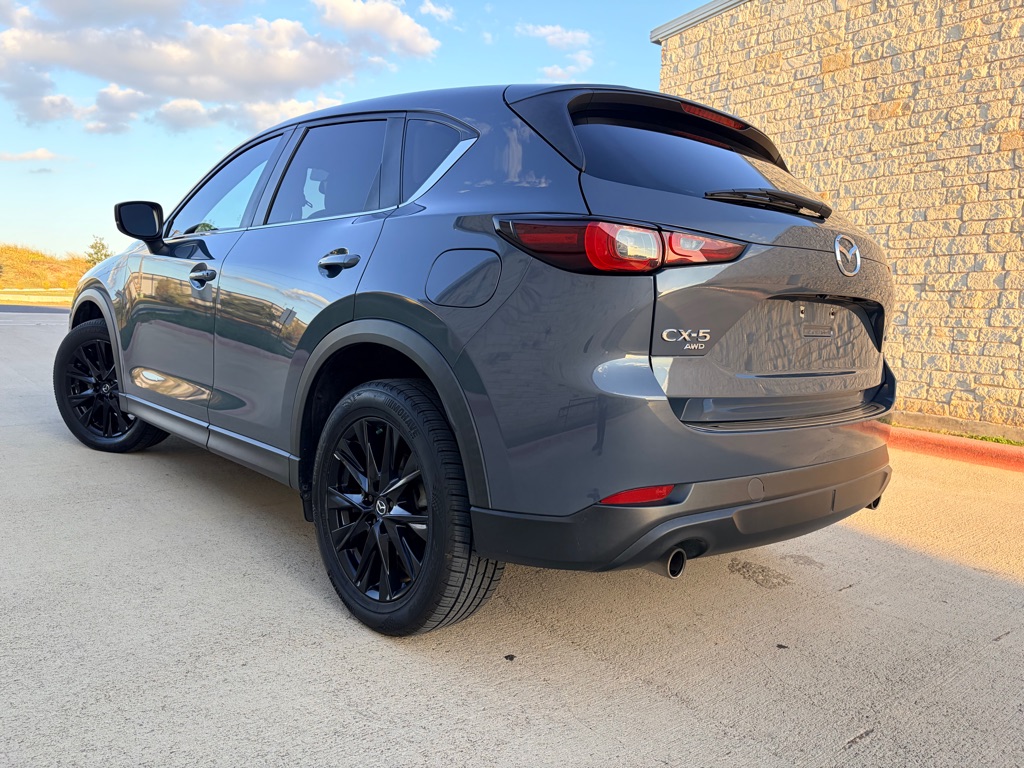 Photo 3 of this MAZDA CX-5