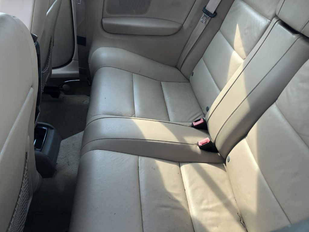 AUDI A4 2004 AUDI A4 WAUAT48H44K022197