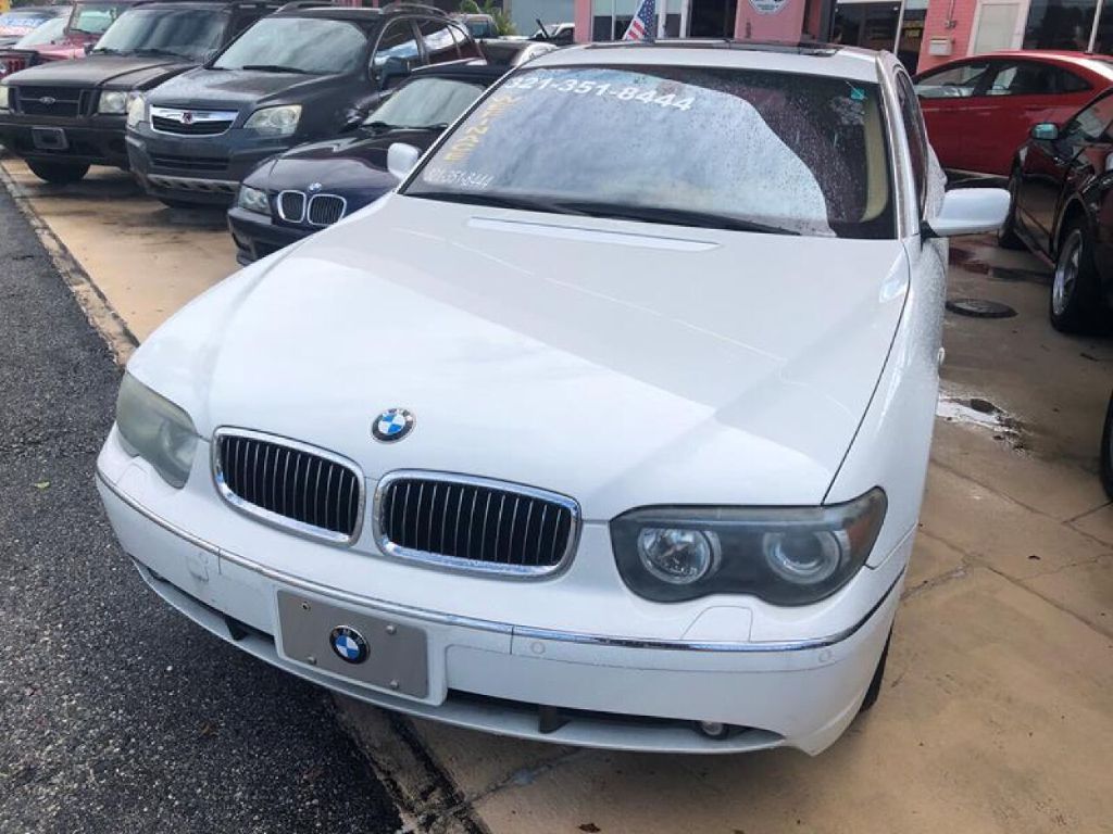 Photo 2 of this BMW 745