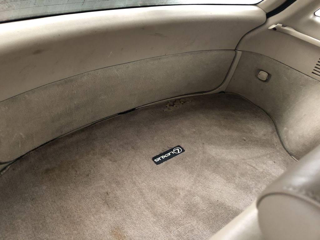 Photo 4 of this LEXUS RX