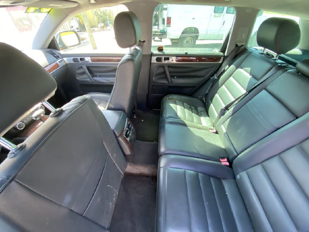 VOLKSWAGEN TOUAREG 2004 VOLKSWAGEN TOUAREG WVGCM77L34D060553