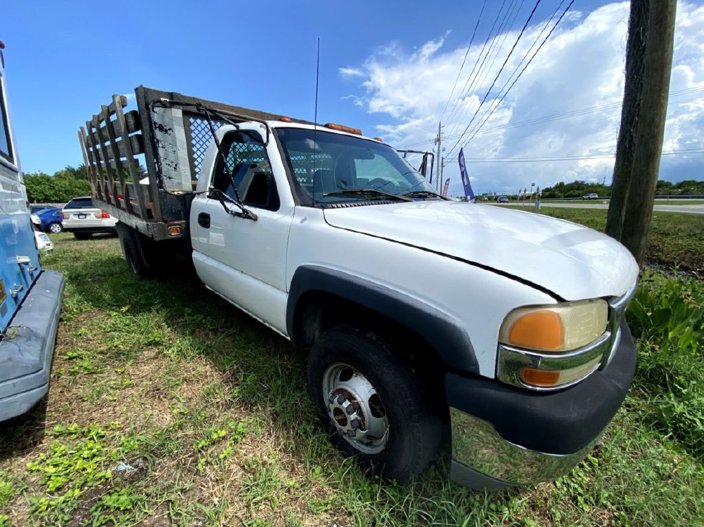 Photo 4 of this GMC NEW SIERRA