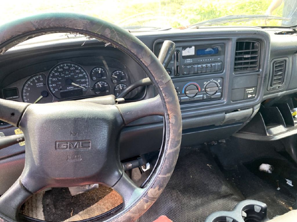 Photo 6 of this GMC NEW SIERRA