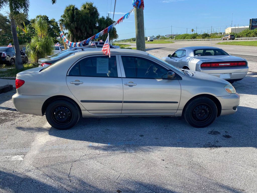 Photo 2 of this TOYOTA COROLLA