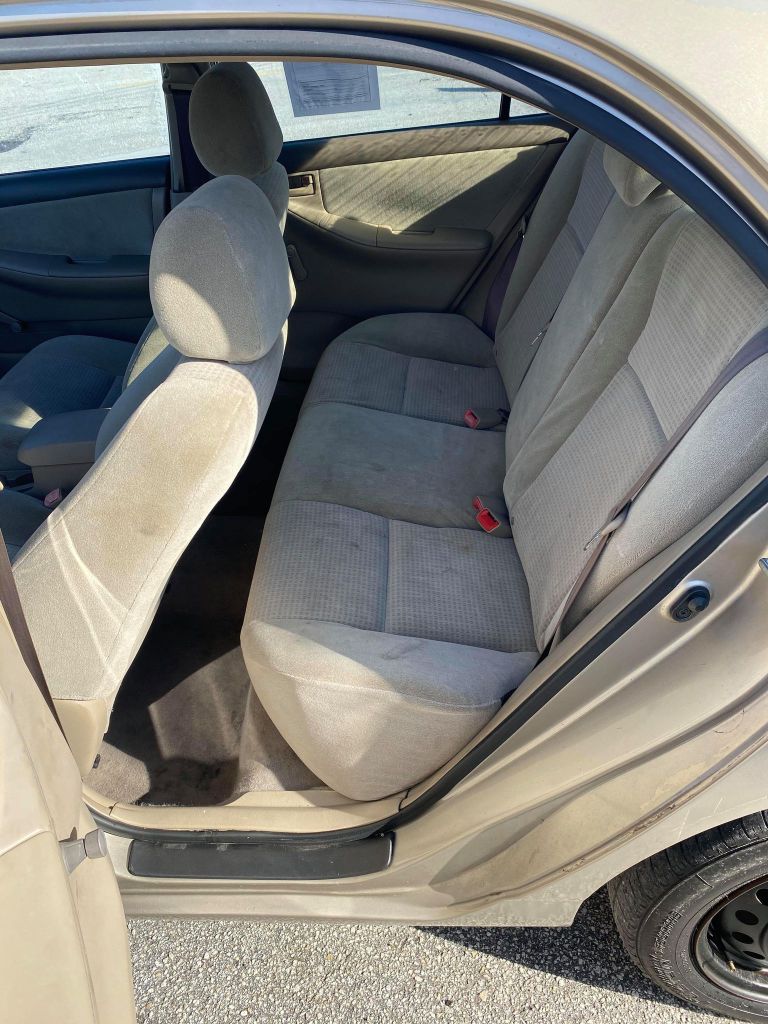 Photo 9 of this TOYOTA COROLLA