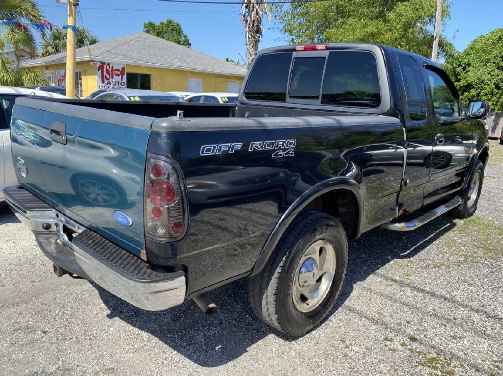 Photo 11 of this FORD F150