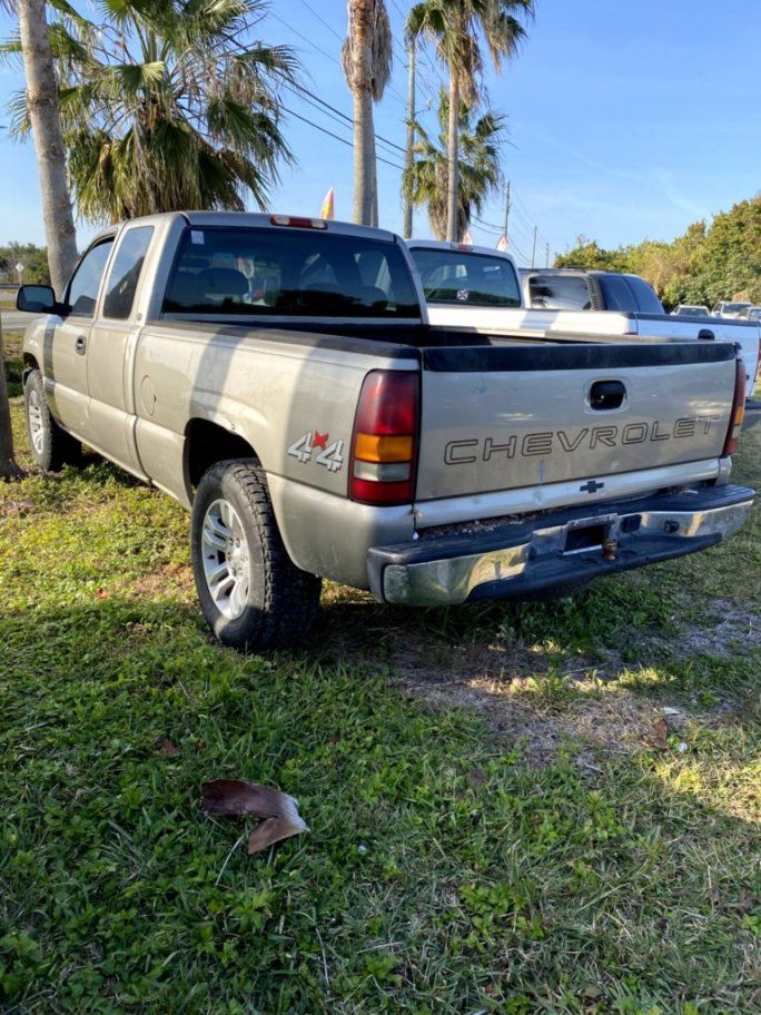 Photo 11 of this CHEVROLET SILVERADO 1500