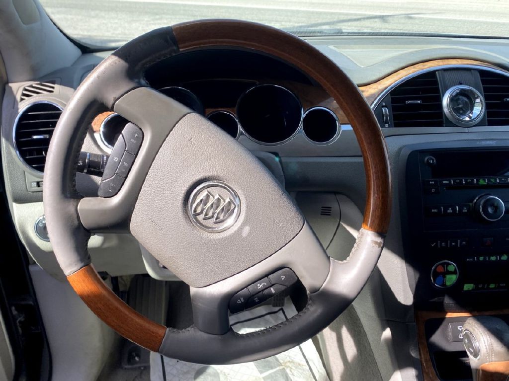 Photo 7 of this BUICK ENCLAVE
