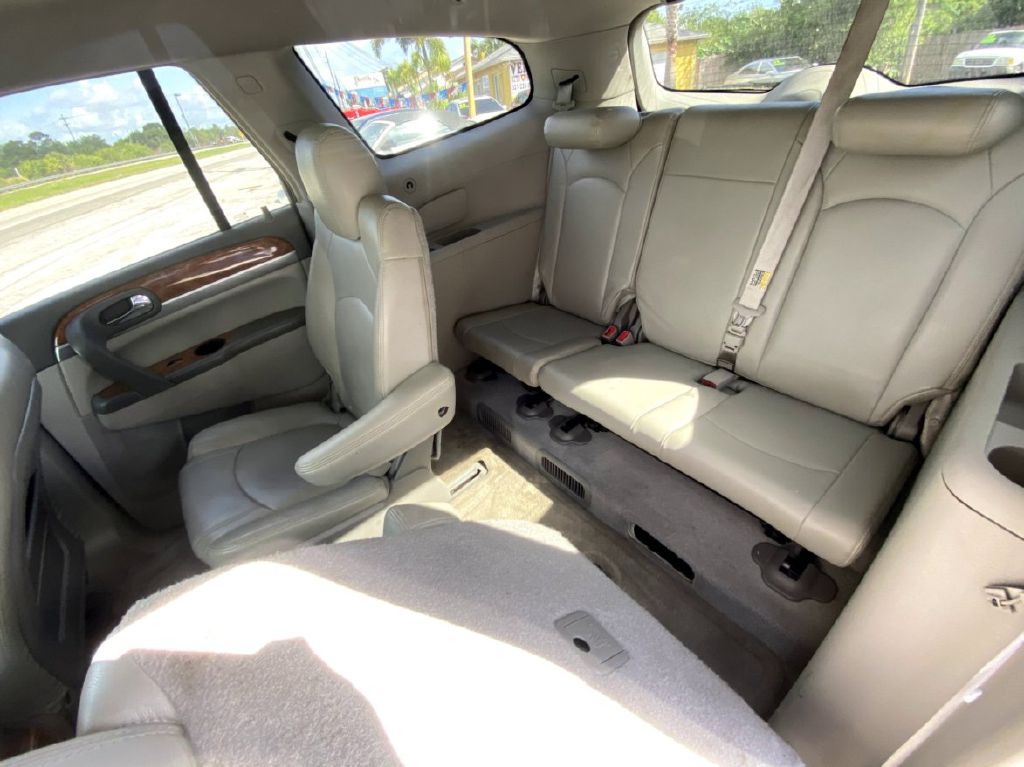 Photo 12 of this BUICK ENCLAVE