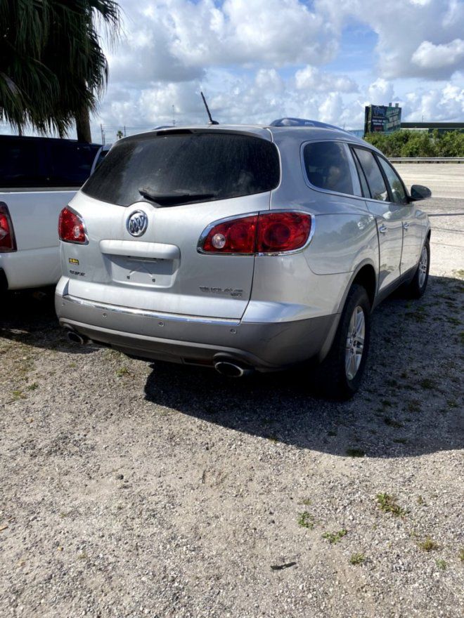 Photo 15 of this BUICK ENCLAVE