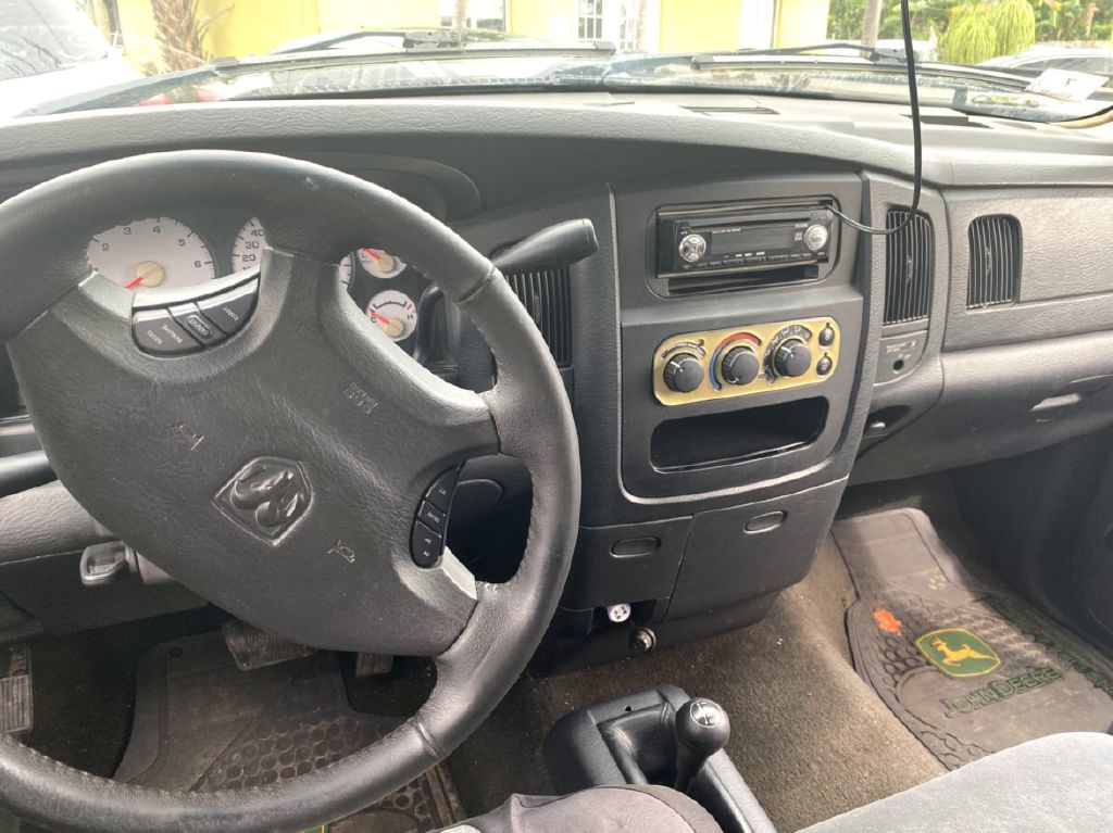 DODGE RAM 1500 2002 DODGE RAM 1500 1D7HU16N52J163343
